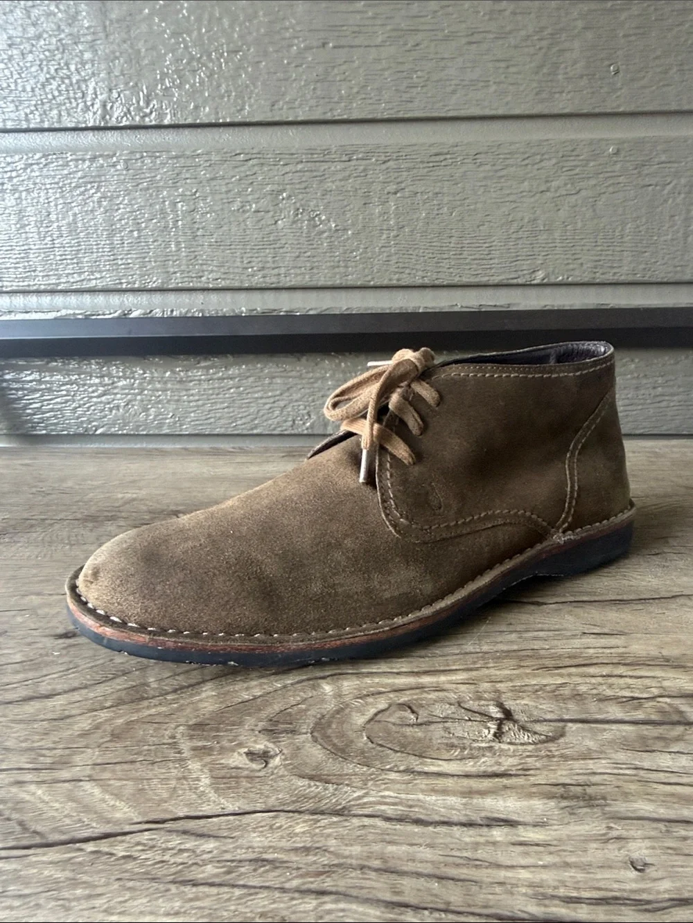 John Varvatos Men’s Olive Brown Suede Chukka Boots size 10.5 M